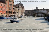 Een kleine passagiersboot baant zich een weg door het ijs op het Venetië kanaal met een temperatuur van -10 graden Strenge tot zeer strenge vorst in Europa.